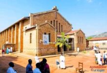 Gikondo: Padiri afungiye mu nzererezi.