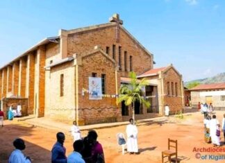 Gikondo: Padiri afungiye mu nzererezi.