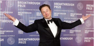 Ahinyuje Bibiliya! Elon MUSK agiye kubaka umujyi utangaje ku kwezi, aho abantu bazimukira.